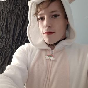 Meet your Posher, Alice